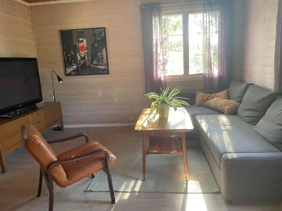 Koselig Anneks I Heggedal! Villa Asker Bagian luar foto